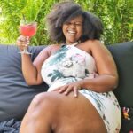 Ashley single Sugar mummy in Mombasa would like to hookup with a guy