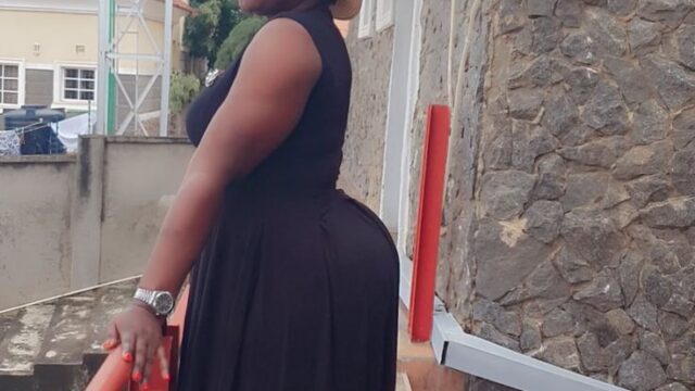 Annita sugar mummy in Nakuru seeking to hookup with honest gentleman not above 35yr