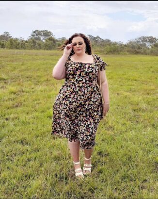 Read more about the article Michelle Single Sugar Mummy Searching for a a man who is active and strong for satisfaction