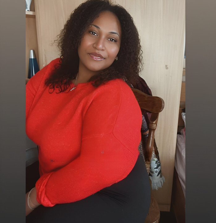 Ashley 43yr, single mummy in Mombasa ,would like to hookup with a guy of age above 23yr today