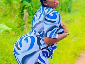Lydiah 40yrs single mummy got interest in young guy within Nairobi