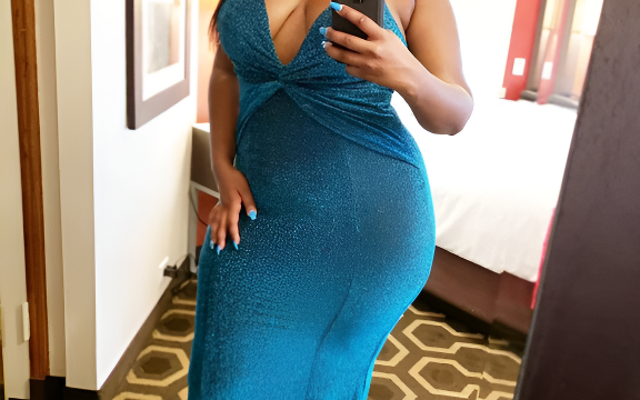 Sophie at her 30’s Sugar Mummy In Mombasa Wants A Companion In Mombasa