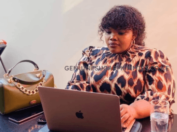 Bernice a single Sugarmommy from coastal seeks in starting a relationship with someone mature only within Mombasa