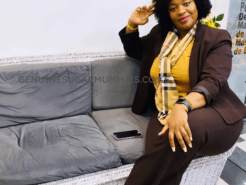 Agnes a sugarmummy In Mid 50s Stays In Nakuru would like to connect with nice guy for relationship