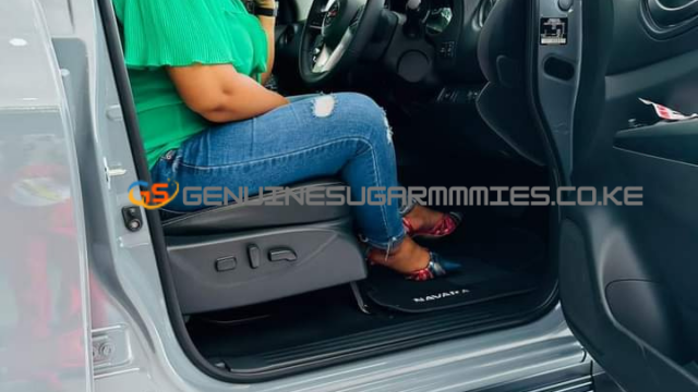 Find Your Perfect Connection with Sugar Mummy Florence in Mombasa