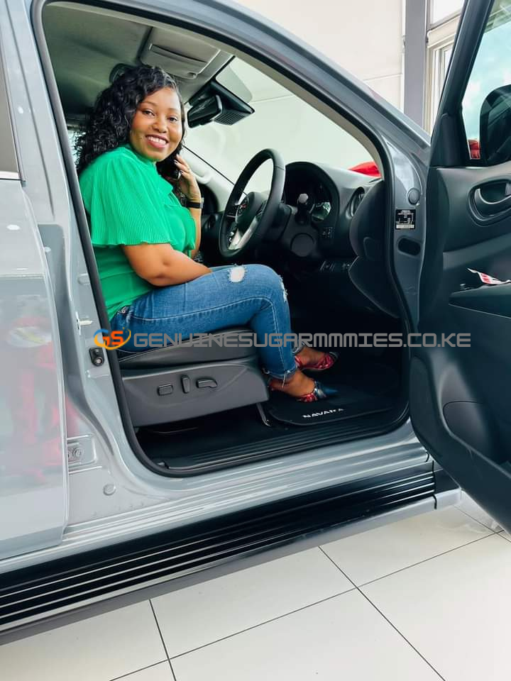Find Your Perfect Connection with Sugar Mummy Florence in Mombasa