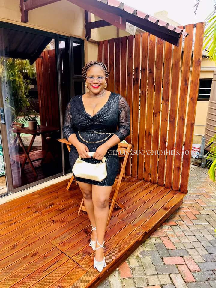 Harriet a Sugarmummy from Ruiru, Kenya Seeking a Charming Sugar Boy