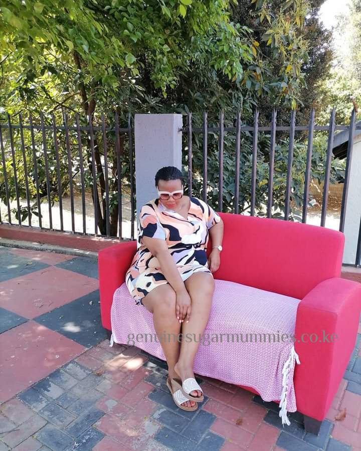 Lydia a Sugar Mummy from Nyayo Estate Seeking a Kindhearted and Outgoing Companion