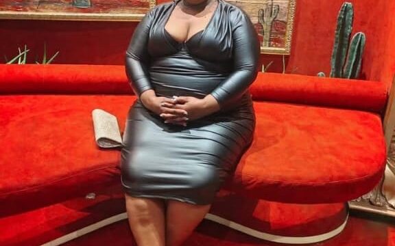 Sugar Mummy Caterina from Kitengela, Milimani Seeking a Loyal and Mature Young Man
