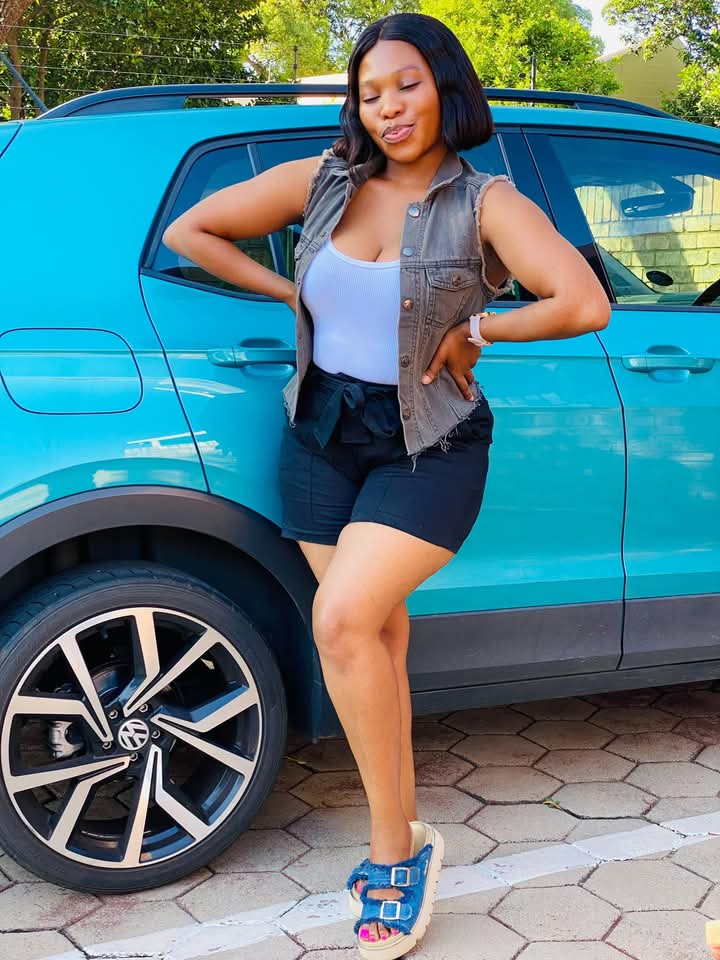 Esther, a Sugar Mama in Kisumu, Looking for a Young Man for Companionship