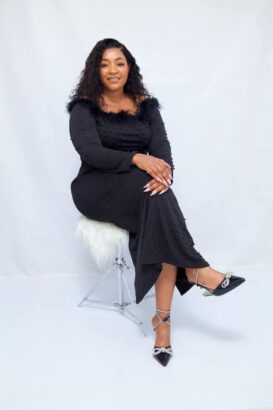 Read more about the article Anastasia, Sugarmummy in Nairobi Muthaiga, Is Looking for a Young Man Who Is Energetic for a Fun Relationship