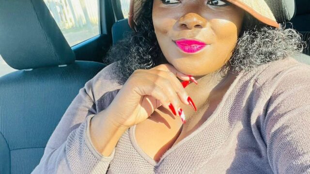 Angella Sugar Mummy in Thika Needs a Mature Man for Secretive Relationship and Fun
