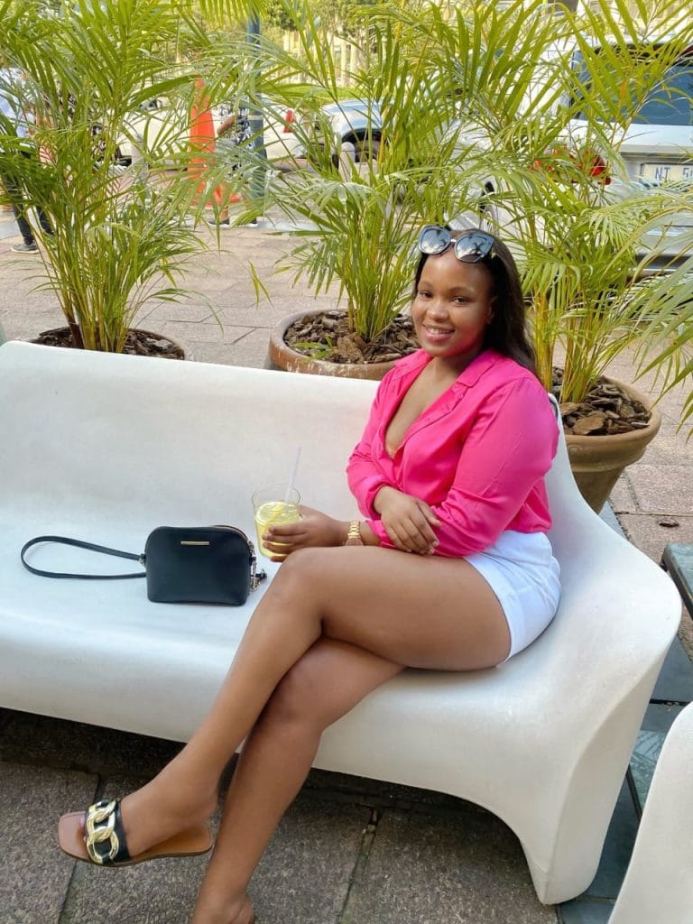 Vanessa, 40-year-old Westlands sugar mummy seeking confident young man for a loving relationship
