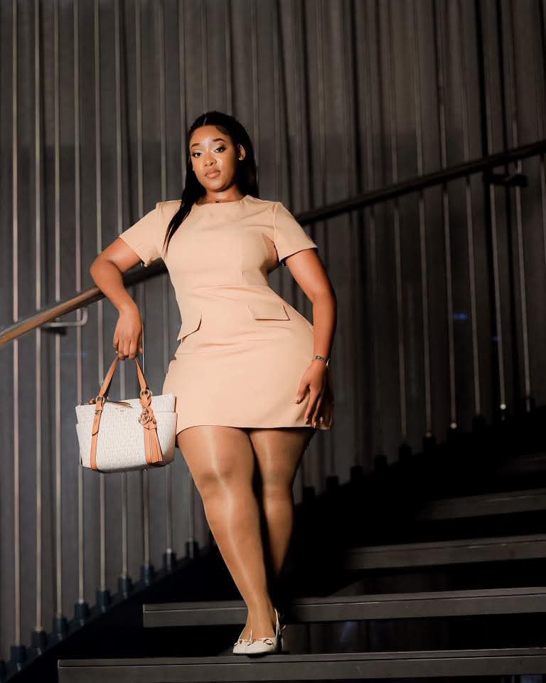 Margaret sugar mummy in Nakuru seeking a loyal young man for a discreet relationship