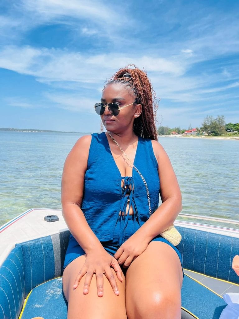 Rita sugar mummy in Westlands Nairobi looking for a calm and caring young man
