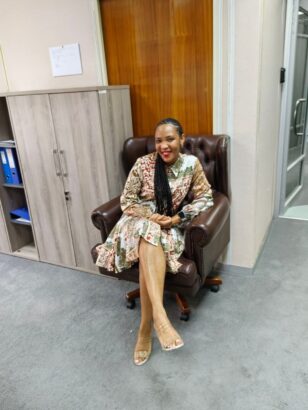 Read more about the article Njoki Sugar Mummy in Kayole Nairobi Needs a Real Eastlands Guy For Authentic Nairobi Love
