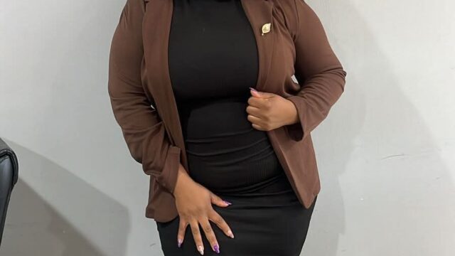 Sugar Mummy in Thika Nana From Section 9 Needs a Mature Young Man For Companionship