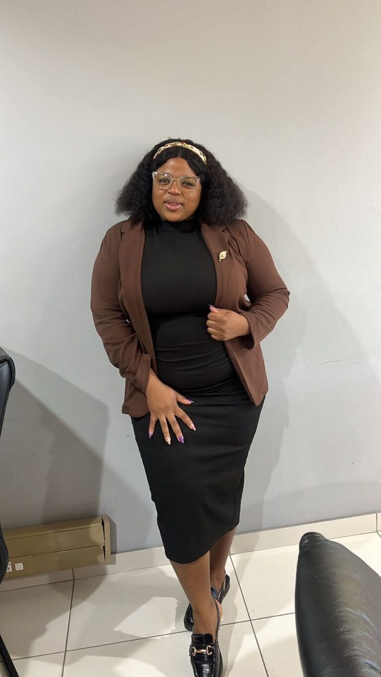 Nana a sugar mummy in Thika Section 9 looking for a mature young man for companionship
