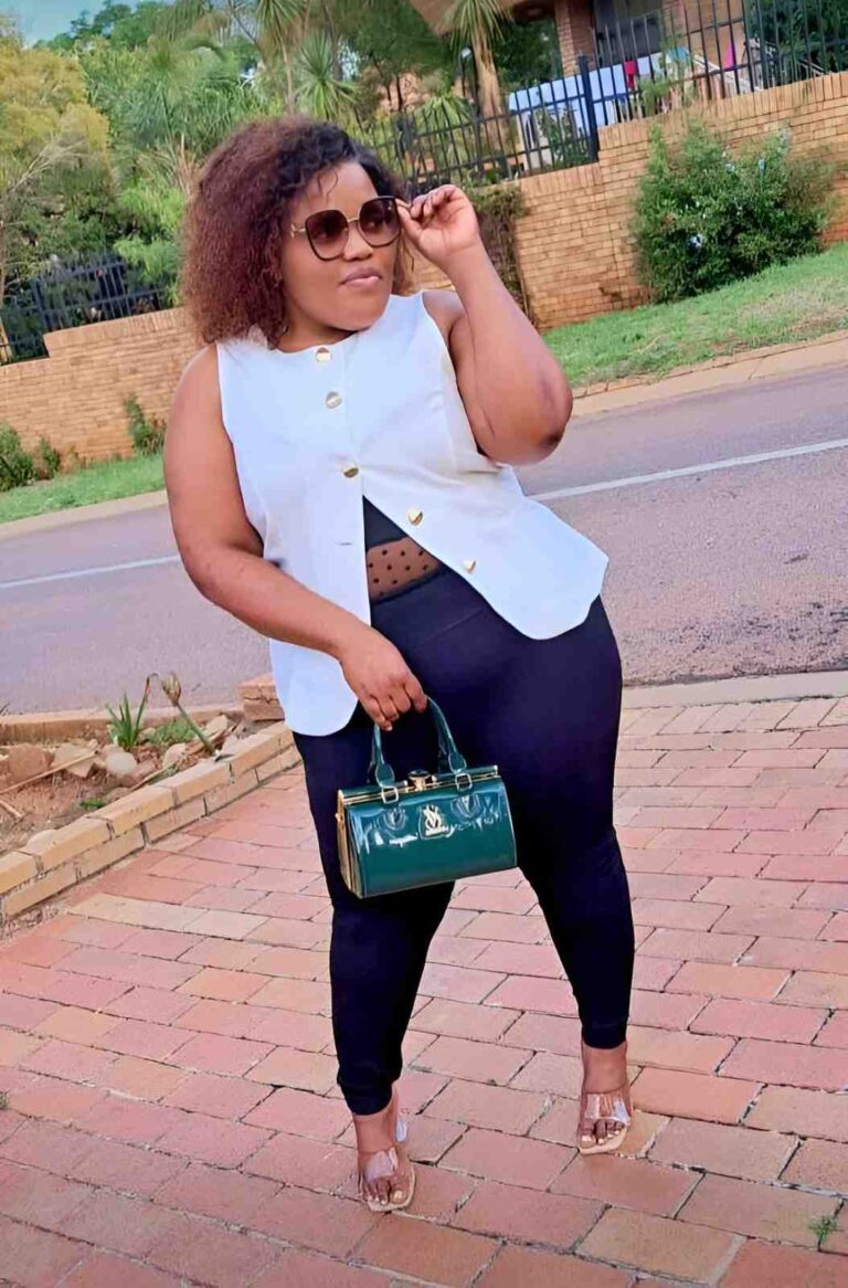 Juliana from Juja is done with games and wants something real