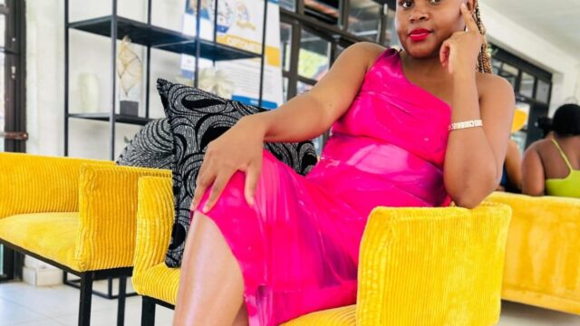 Olive Rich Sugarmummy in Tassia is Looking for a Decent Guy for a Committed Serious Relationship