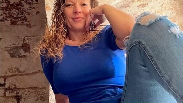 Brooke, 38, Rich Sugar Mummy in Dubai Seeking an African Companion