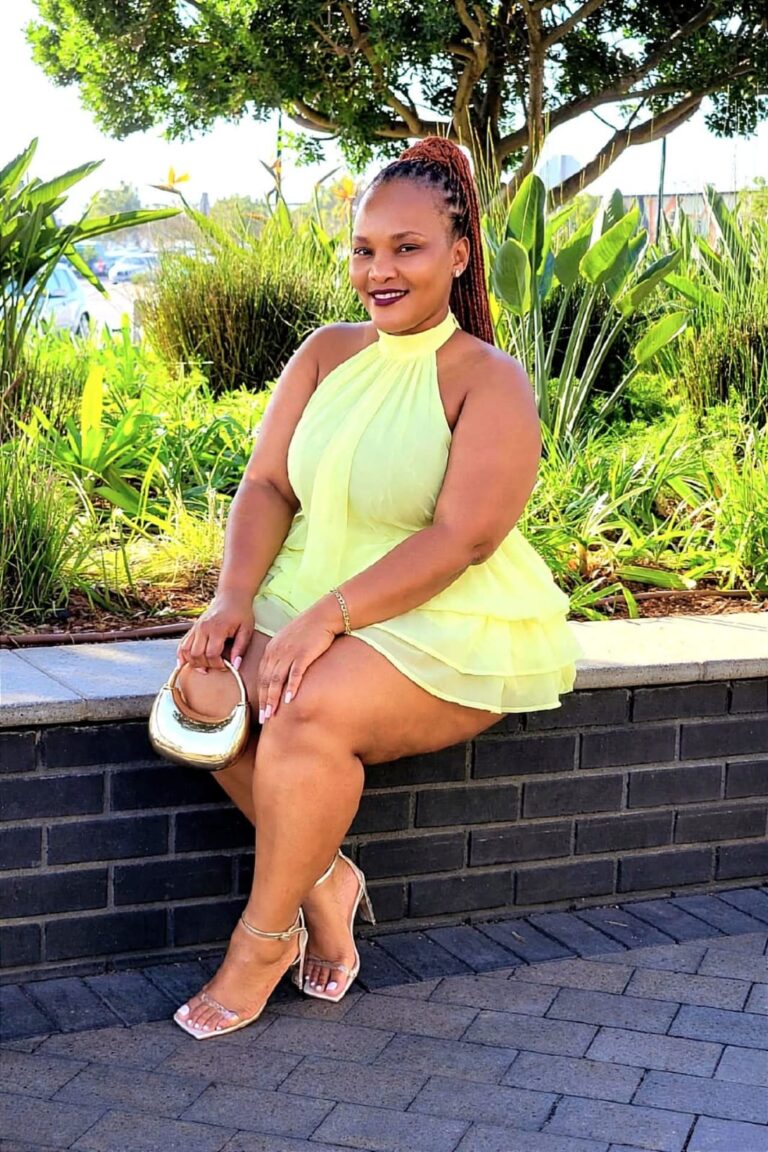 Ursula private sugarmummy in Langata desiring a mature minded gentleman